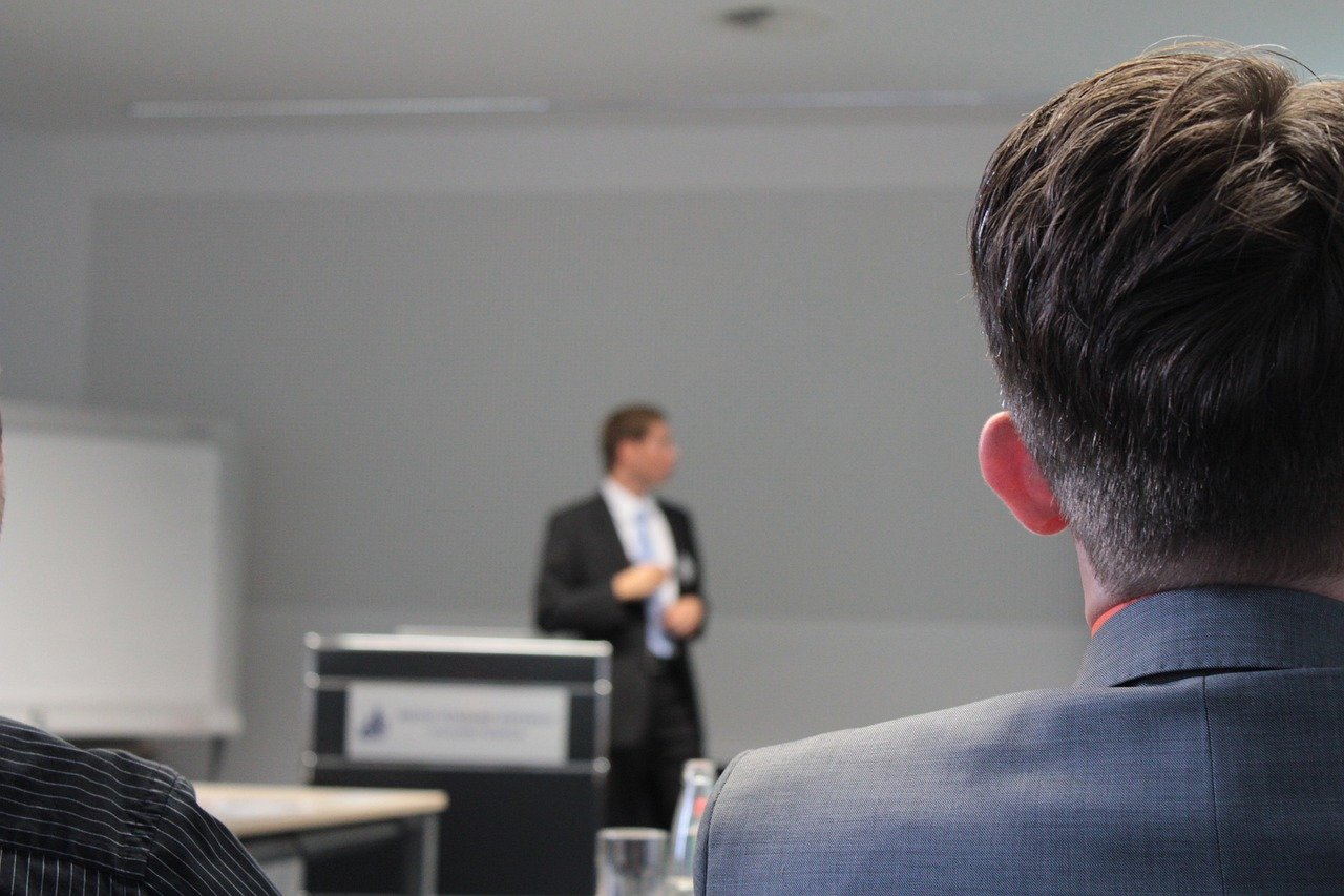 event dialog lecture people 852833
